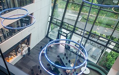 Betriebsrestaurant ATRIUM von oben.jpg